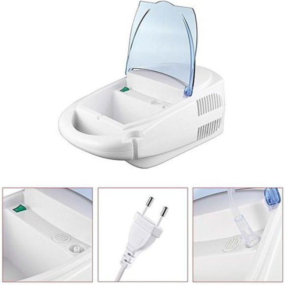 Air compressing nebulizer